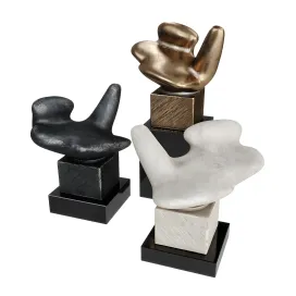 Amorph figure pedestal